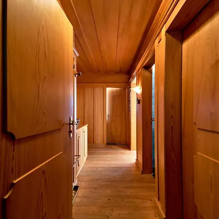 Apartment Champfer -