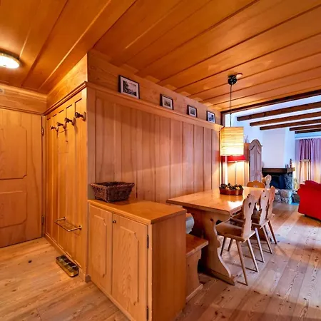 - Sankt Moritz Champfer