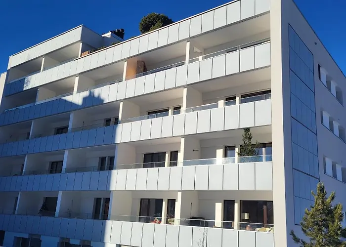 Apartment Champfer - St. Moritz